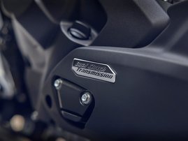 25YM 02 NC750X EARTH BLACK DCT aws 17