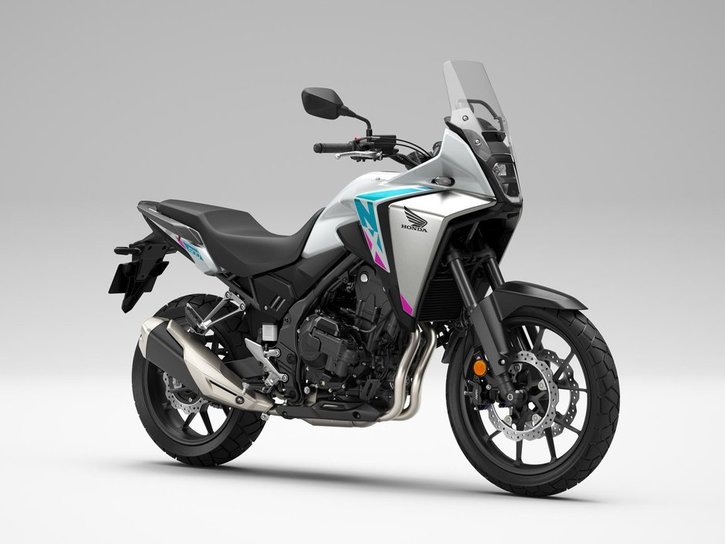 26YM 01 NX500 EClutch NHB61P PearlHorizonWhite aws 02