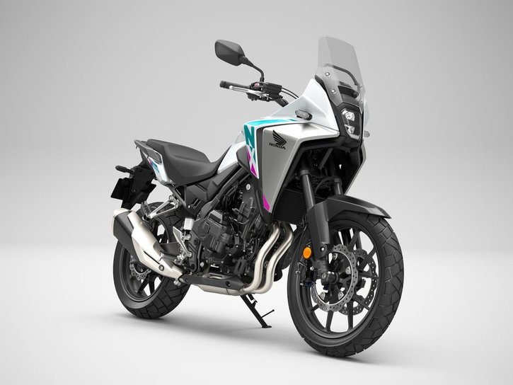 26YM 01 NX500 EClutch NHB61P PearlHorizonWhite aws 03