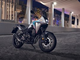 26YM 01 NX500 EClutch NHB61P PearlHorizonWhite aws 18