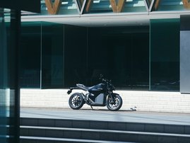 26YM Honda WN7 Graphite Black aws 031