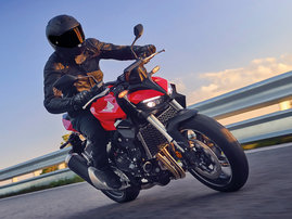 25YM Honda CB1000 Hornet - 2