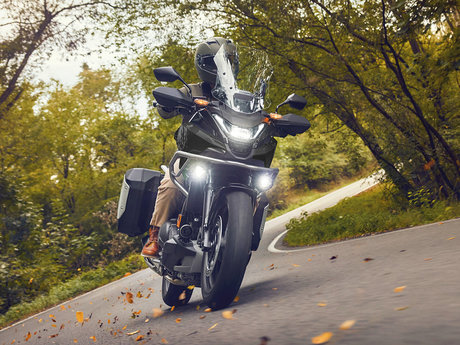 25YM Honda NC750X DCT