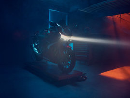 22YM - CBR500R - Model Features
